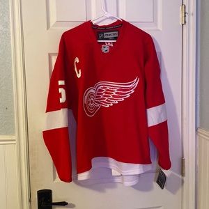 NHL RBK Red Wings Jersey